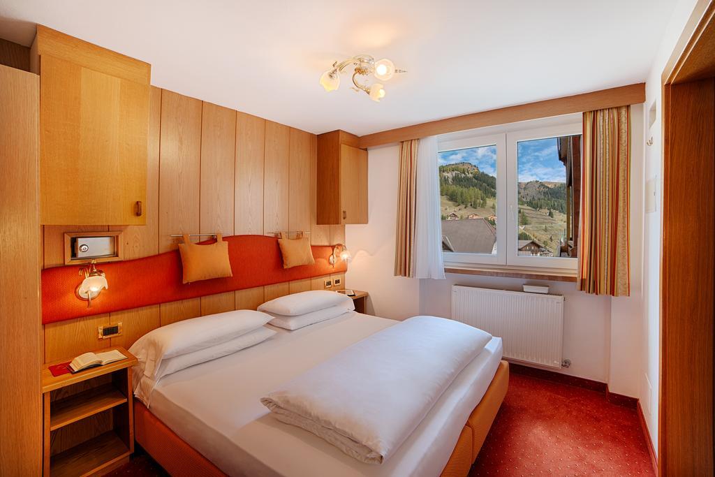 Hotel Malita Arabba Extérieur photo